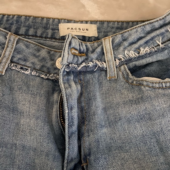 SOLD - Picture 3 of 6